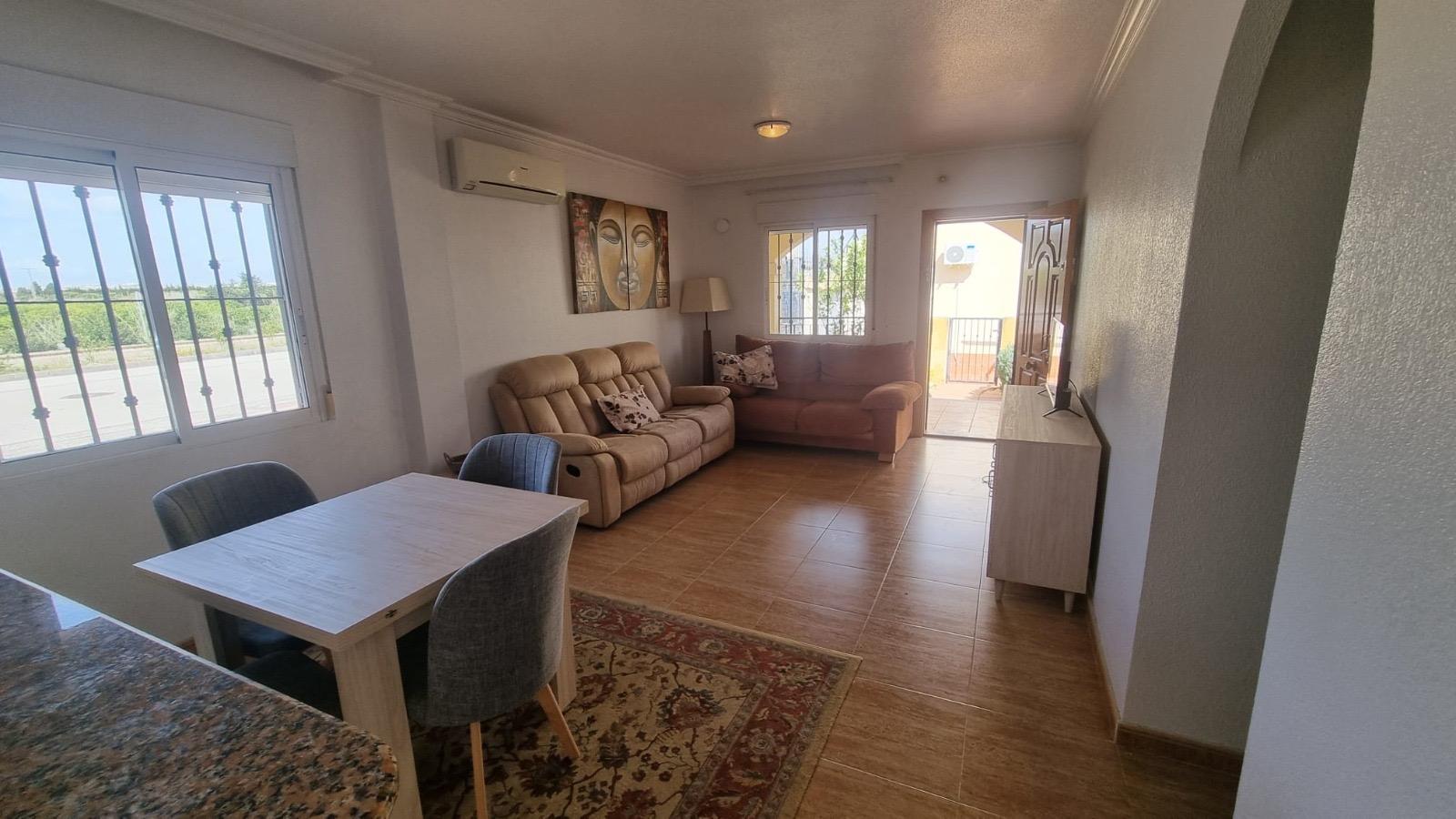 For sale - 3 Bedroom 2 Bathroom Semi Detached in Guardamar del Segura - Urbanizaciones  - Alicante