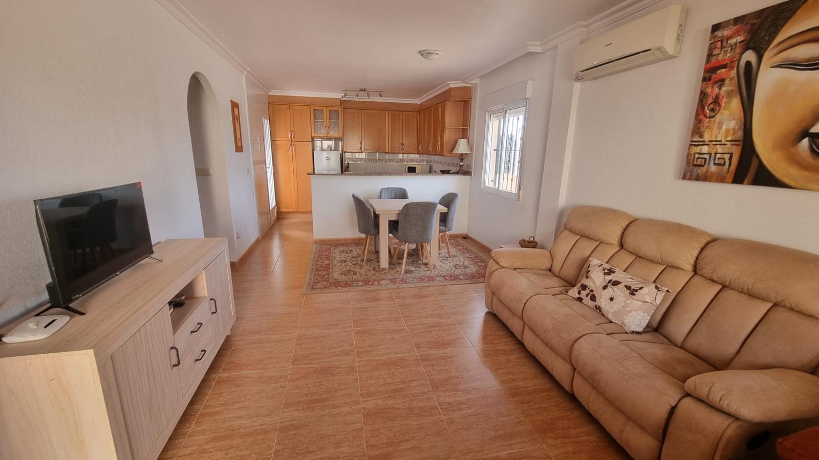 For sale - 3 Bedroom 2 Bathroom Semi Detached in Guardamar del Segura - Urbanizaciones  - Alicante