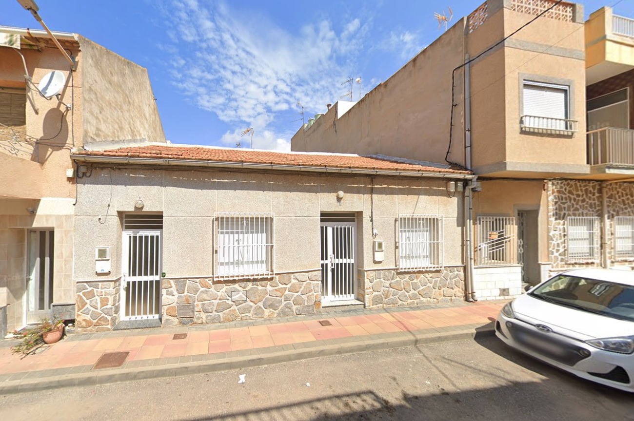 For sale - 4 Bedroom 1 Bathroom Town House in Los Alcazares - Los Narejos  - Murcia