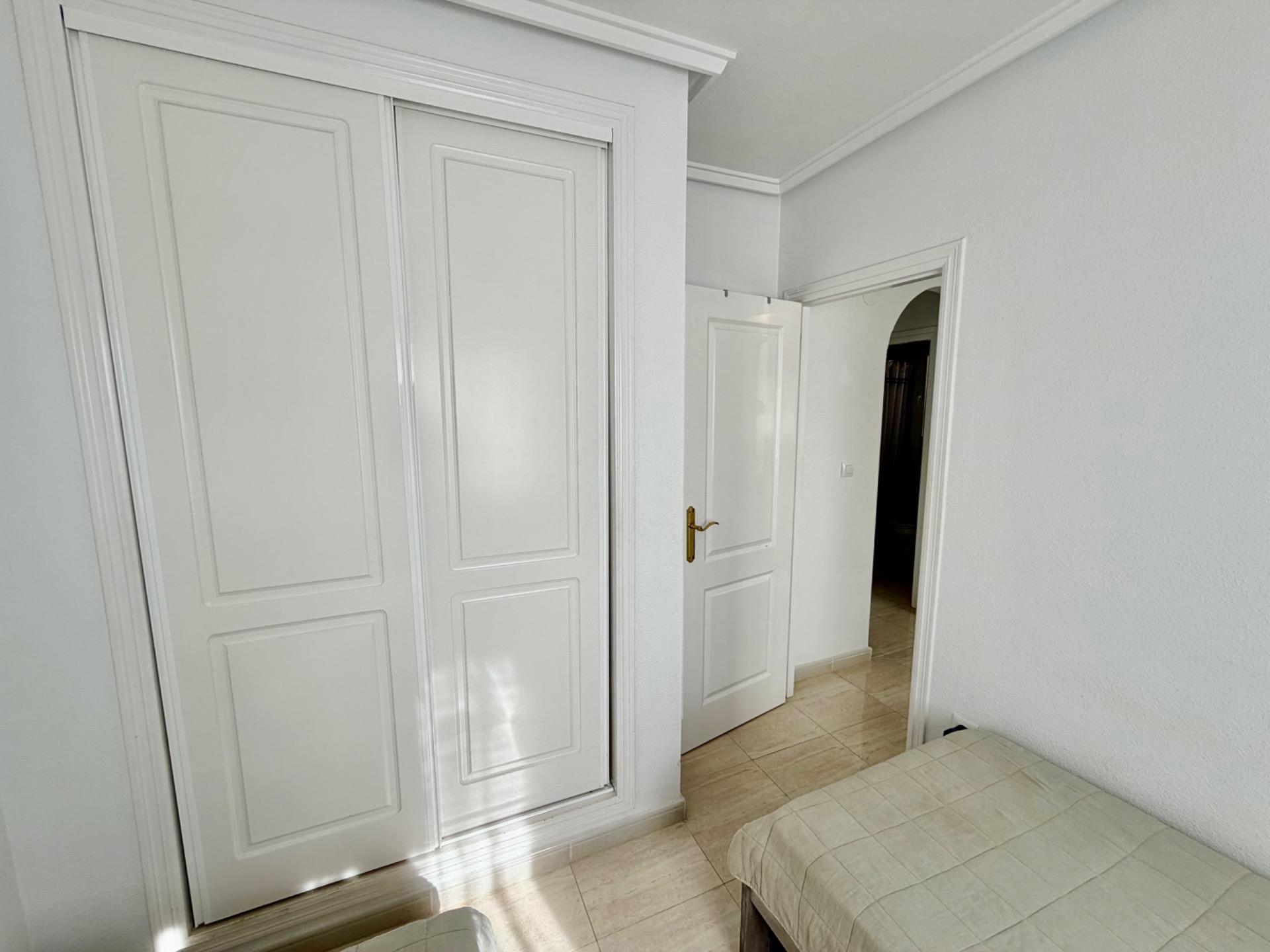 For sale - 2 Bedroom 2 Bathroom Semi Detached in Rojales - Pueblo  - Alicante