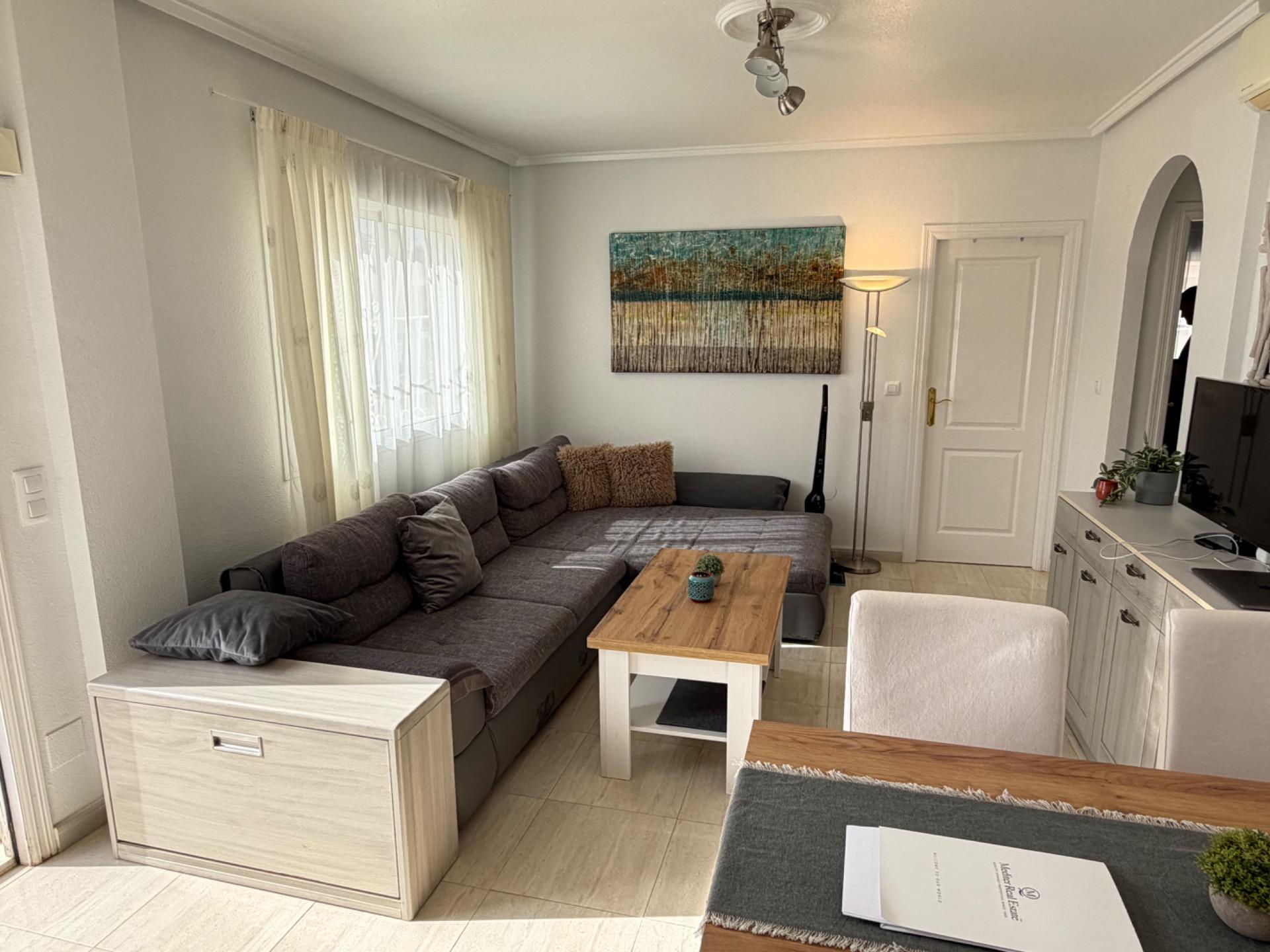 For sale - 2 Bedroom 2 Bathroom Semi Detached in Rojales - Pueblo  - Alicante