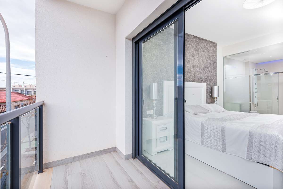 For sale - 2 Bedroom 2 Bathroom Apartment in Torre de La Horadada - Costa Blanca  - Alicante