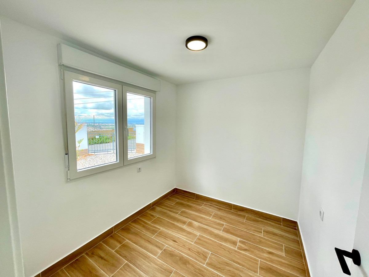 For sale - 3 Bedroom 1 Bathroom House in Ciudad Quesada - Rojales Centro  - Alicante