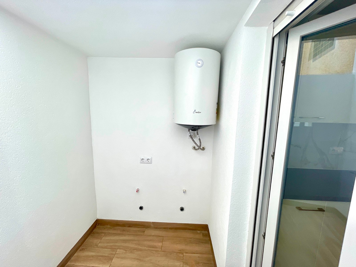 For sale - 3 Bedroom 1 Bathroom House in Ciudad Quesada - Rojales Centro  - Alicante