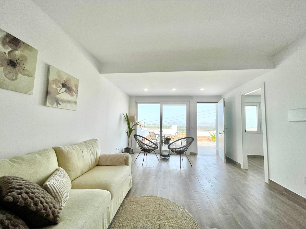 For sale - 3 Bedroom 1 Bathroom House in Ciudad Quesada - Rojales Centro  - Alicante