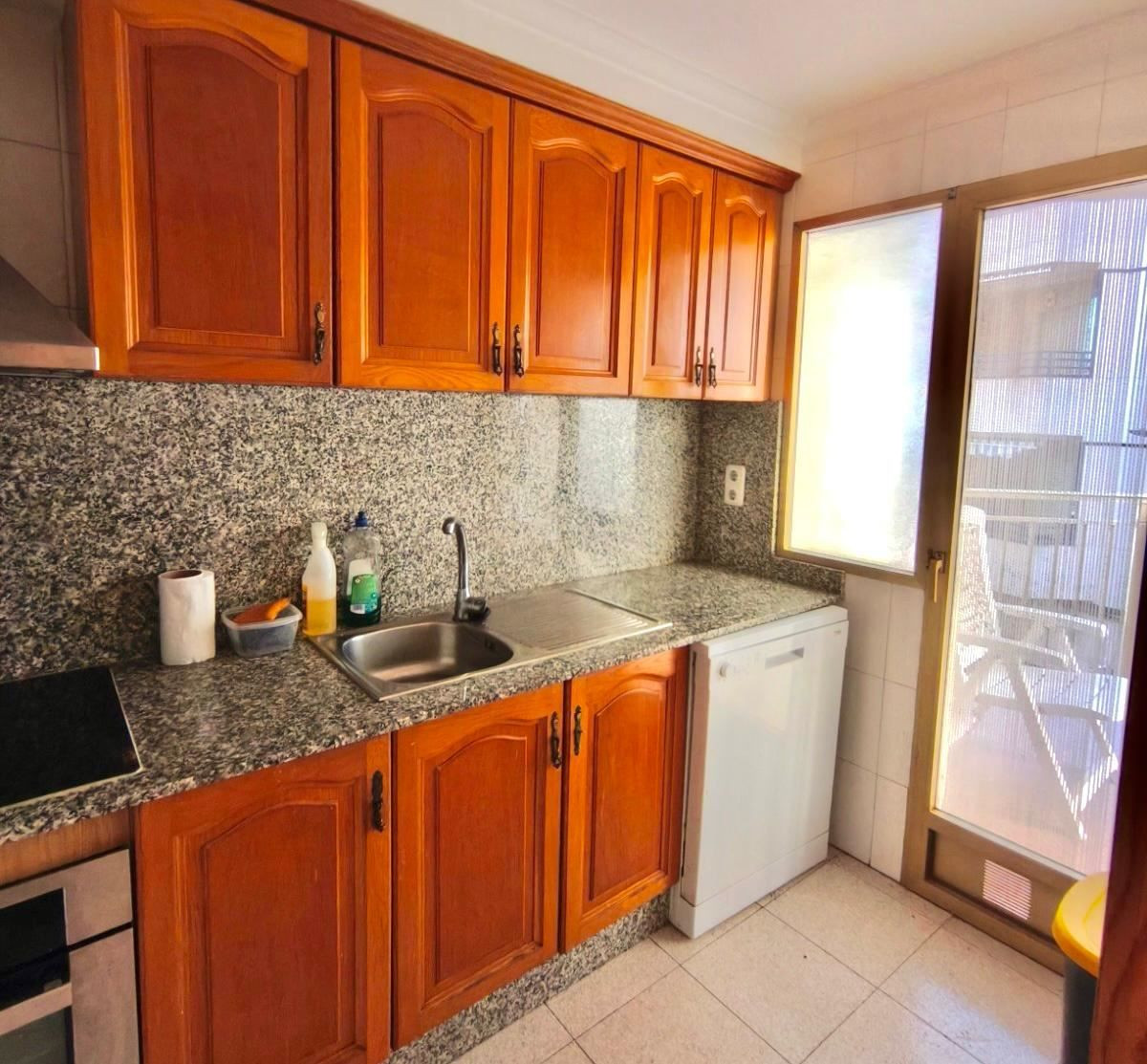 For sale - 3 Bedroom 2 Bathroom Apartment - Middle Floor Apartment in Santa Pola - Santa Pola Centro  - Alicante