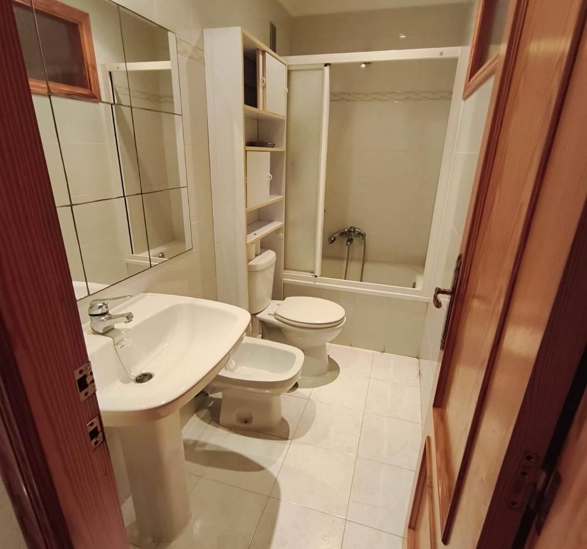 For sale - 3 Bedroom 2 Bathroom Apartment - Middle Floor Apartment in Santa Pola - Santa Pola Centro  - Alicante