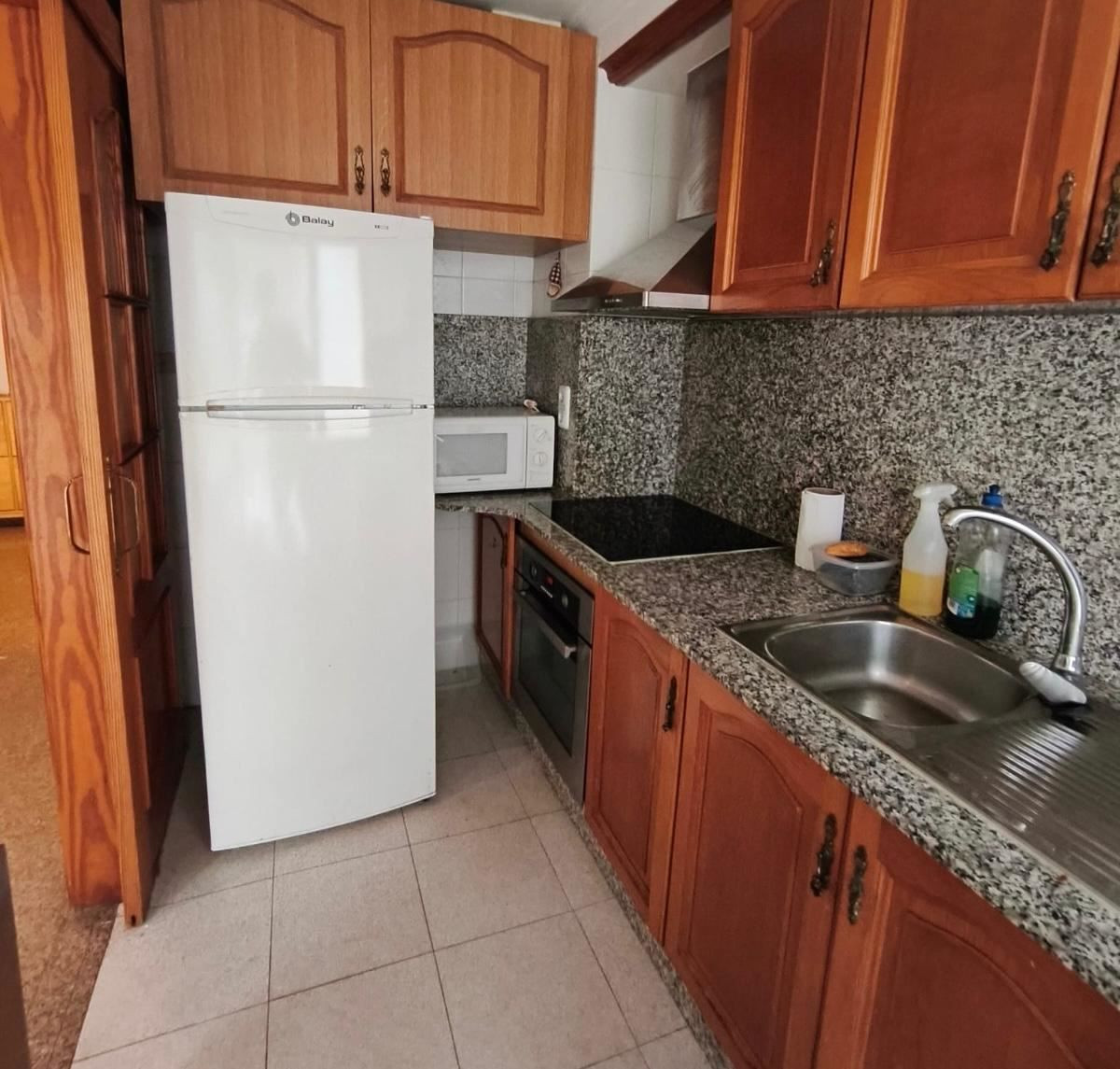 For sale - 3 Bedroom 2 Bathroom Apartment - Middle Floor Apartment in Santa Pola - Santa Pola Centro  - Alicante