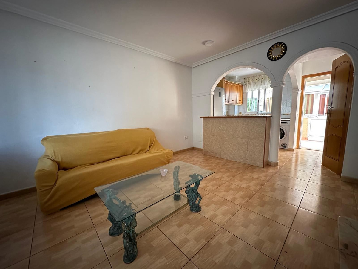 For sale - 3 Bedroom 3 Bathroom House - Townhouse in Orihuela - Punta Prima  - Alicante