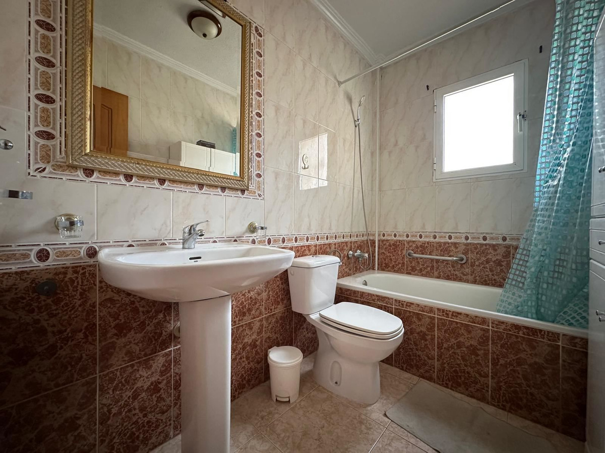 For sale - 3 Bedroom 3 Bathroom House - Townhouse in Orihuela - Punta Prima  - Alicante