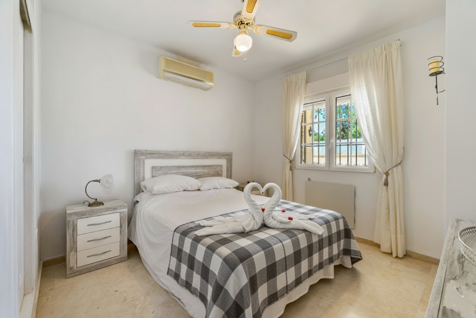 Withdrawn from sale - 3 Bedroom 2 Bathroom Detached Villa in Playa Flamenca - Playa Flamenca  - Alicante