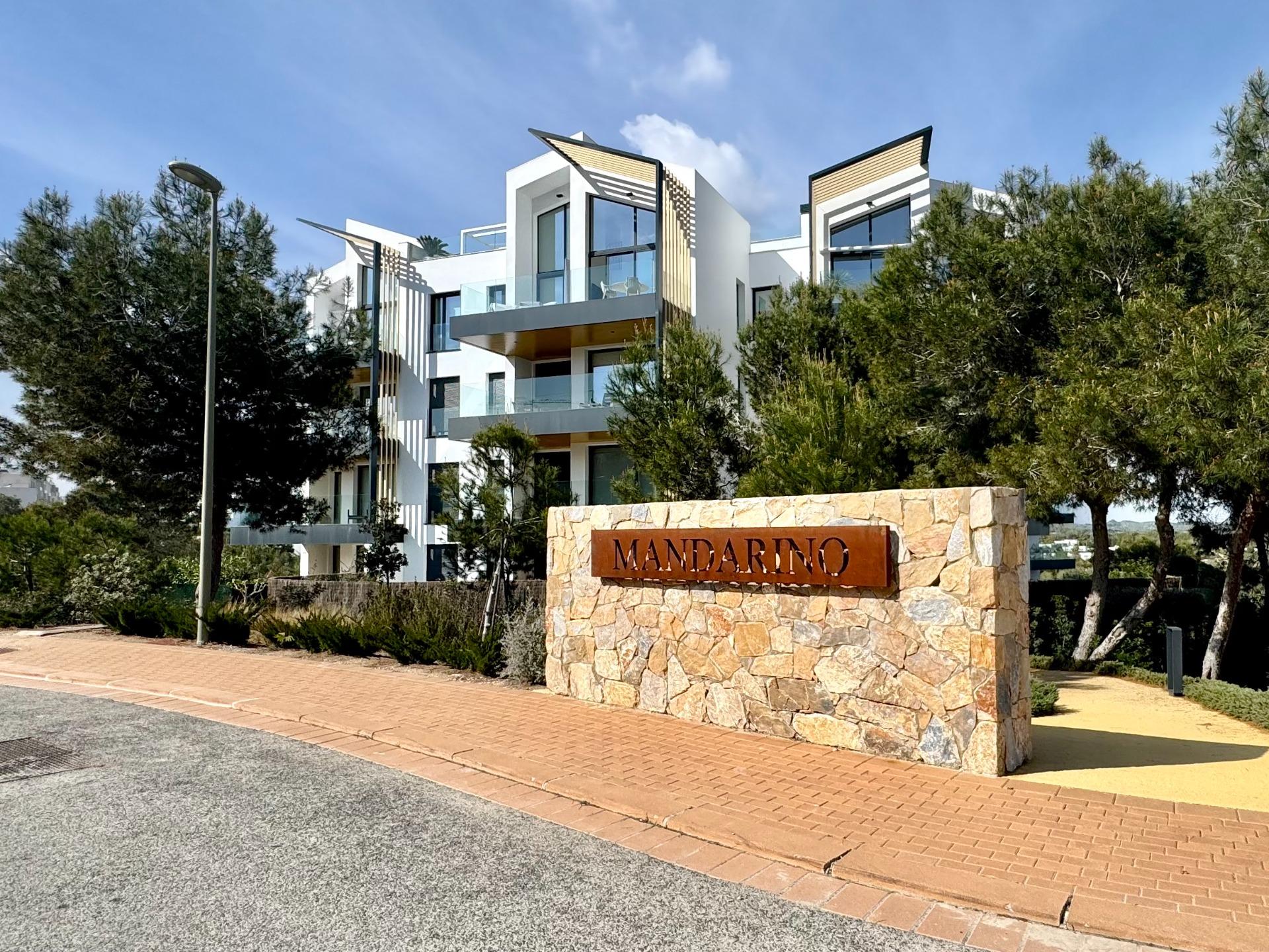 For sale - 2 Bedroom 2 Bathroom Apartment in Orihuela - Las Colinas Golf  - Alicante