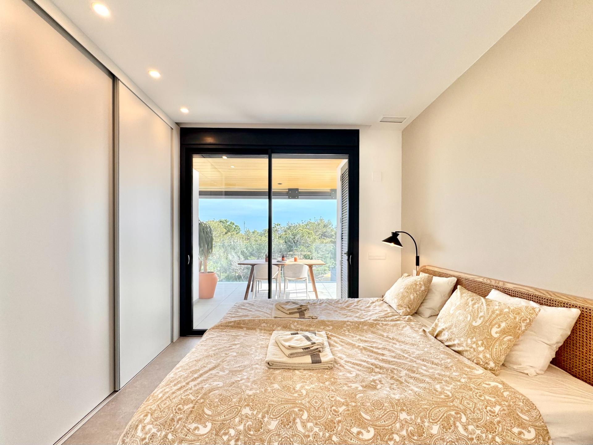 For sale - 2 Bedroom 2 Bathroom Apartment in Orihuela - Las Colinas Golf  - Alicante