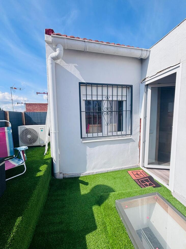 For sale - 4 Bedroom 2 Bathroom Town House in San Miguel de Salinas - Inland  - Alicante