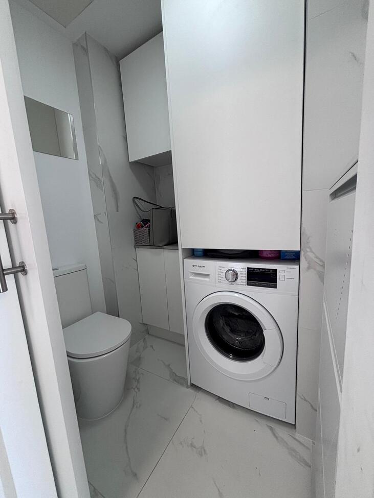 For sale - 5 Bedroom 3 Bathroom Villa in Villamartin - Costa Blanca  - Alicante