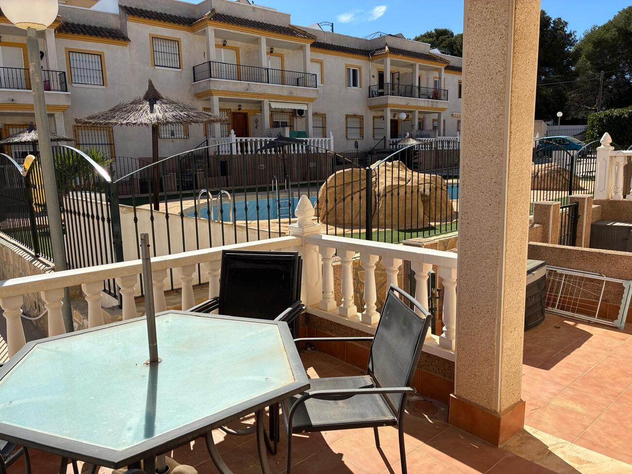 For sale - 2 Bedroom 1 Bathroom Apartment in Algorfa - Costa Blanca  - Alicante
