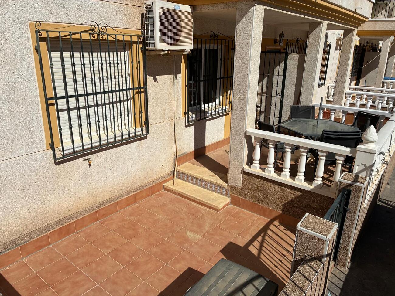 For sale - 2 Bedroom 1 Bathroom Apartment in Algorfa - Costa Blanca  - Alicante