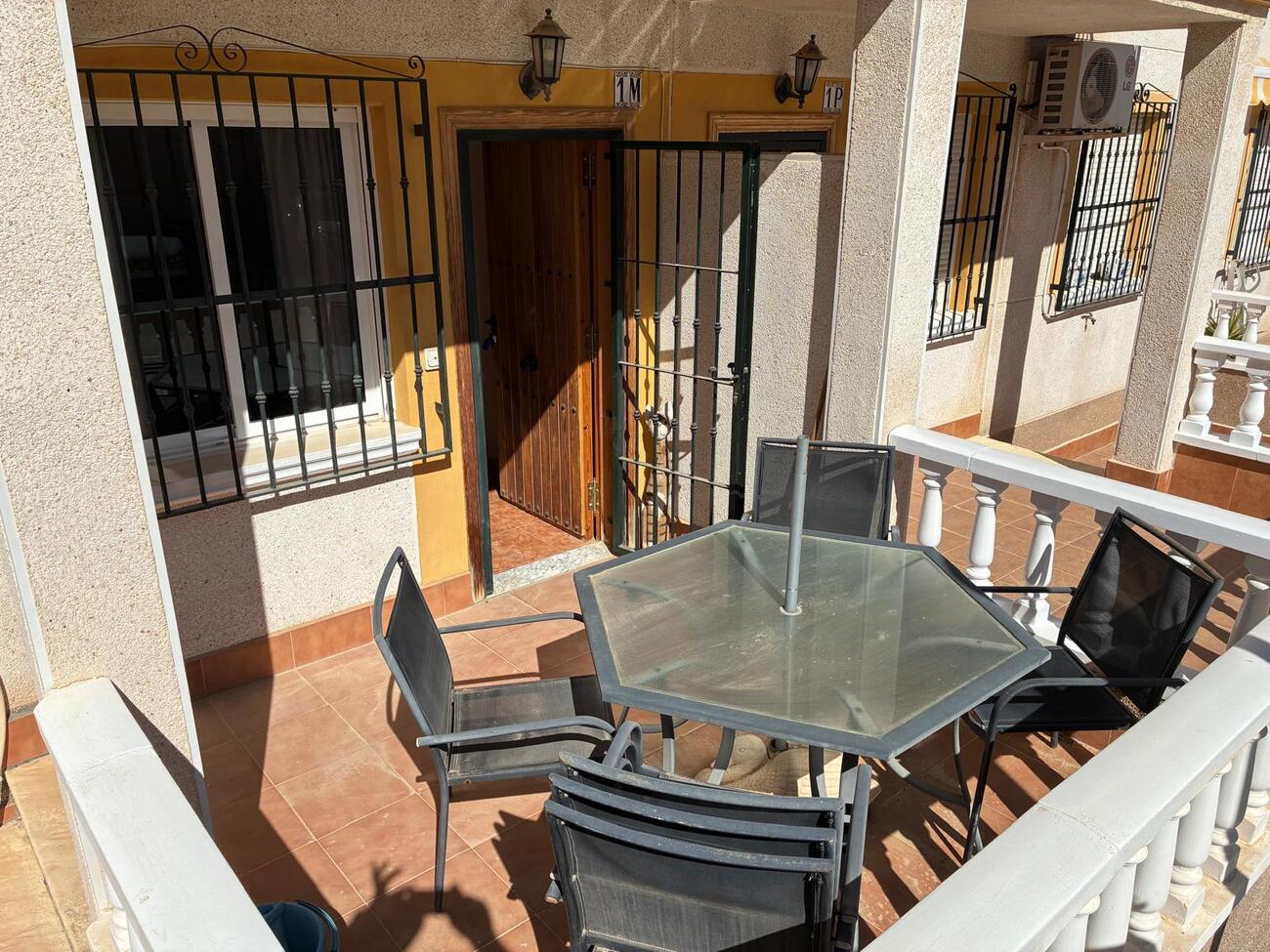 For sale - 2 Bedroom 1 Bathroom Apartment in Algorfa - Costa Blanca  - Alicante