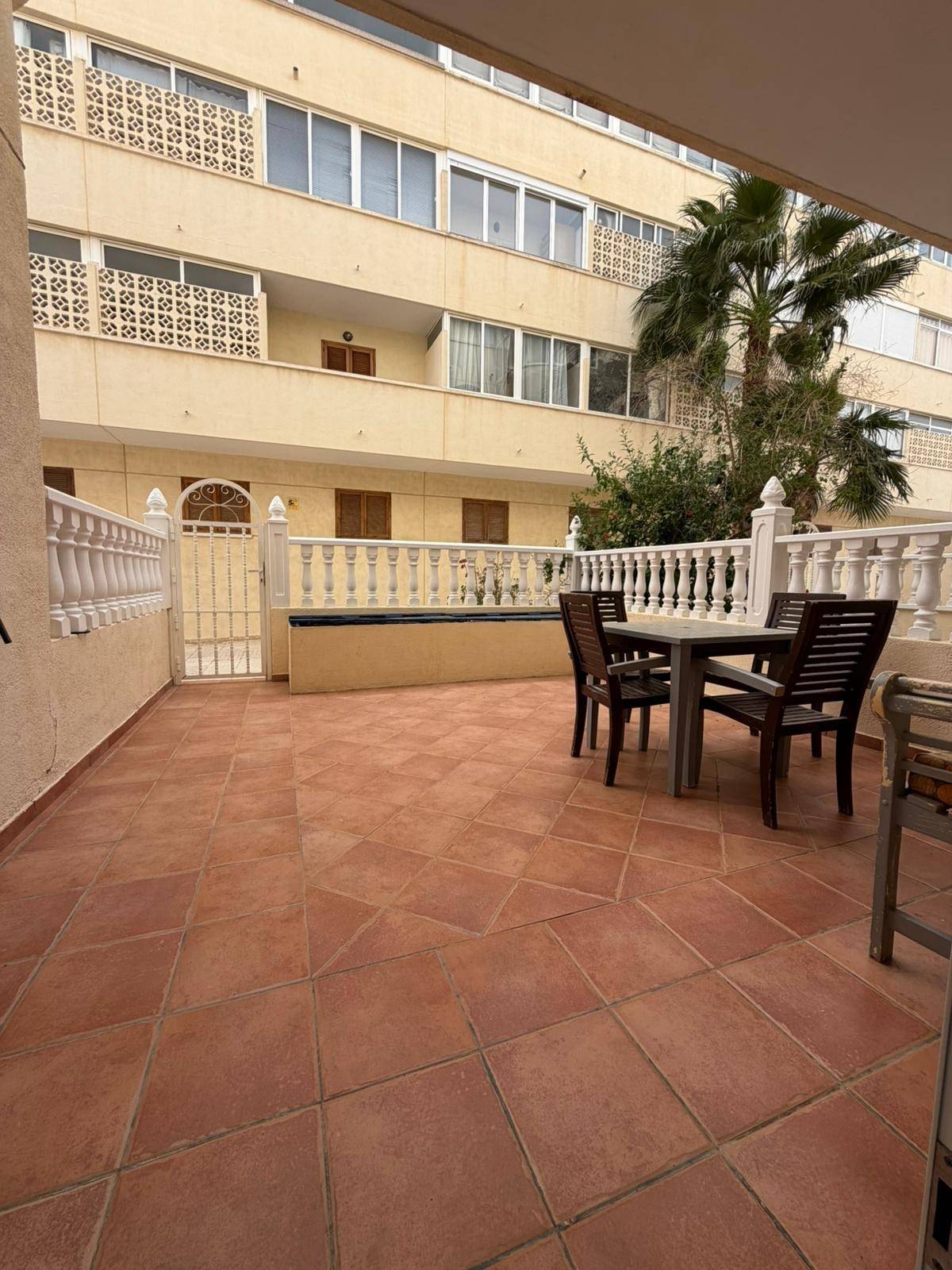 For sale - 2 Bedroom 1 Bathroom Apartment in La Zenia - La Zenia - Alicante