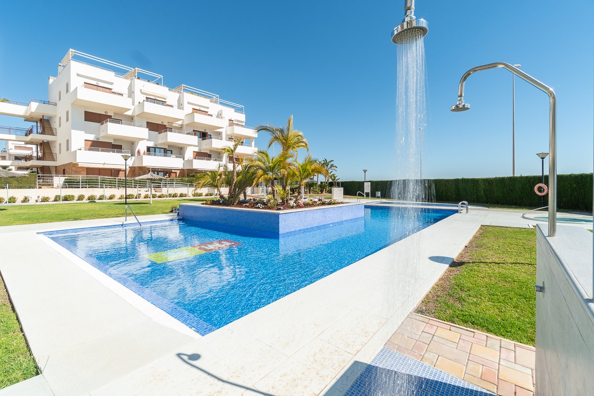 For sale - 2 Bedroom 2 Bathroom Apartment in Lomas de Cabo Roig - Costa Blanca  - Alicante