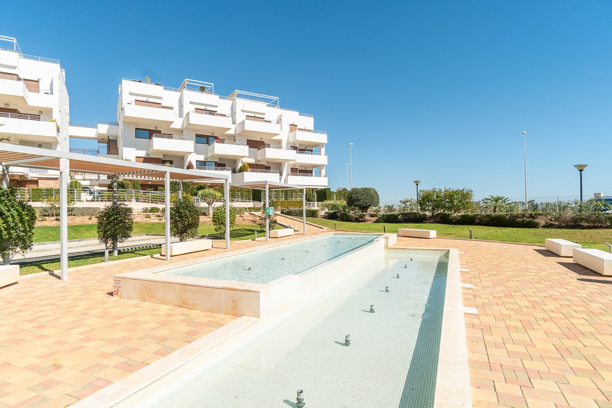 For sale - 2 Bedroom 2 Bathroom Apartment in Lomas de Cabo Roig - Costa Blanca  - Alicante