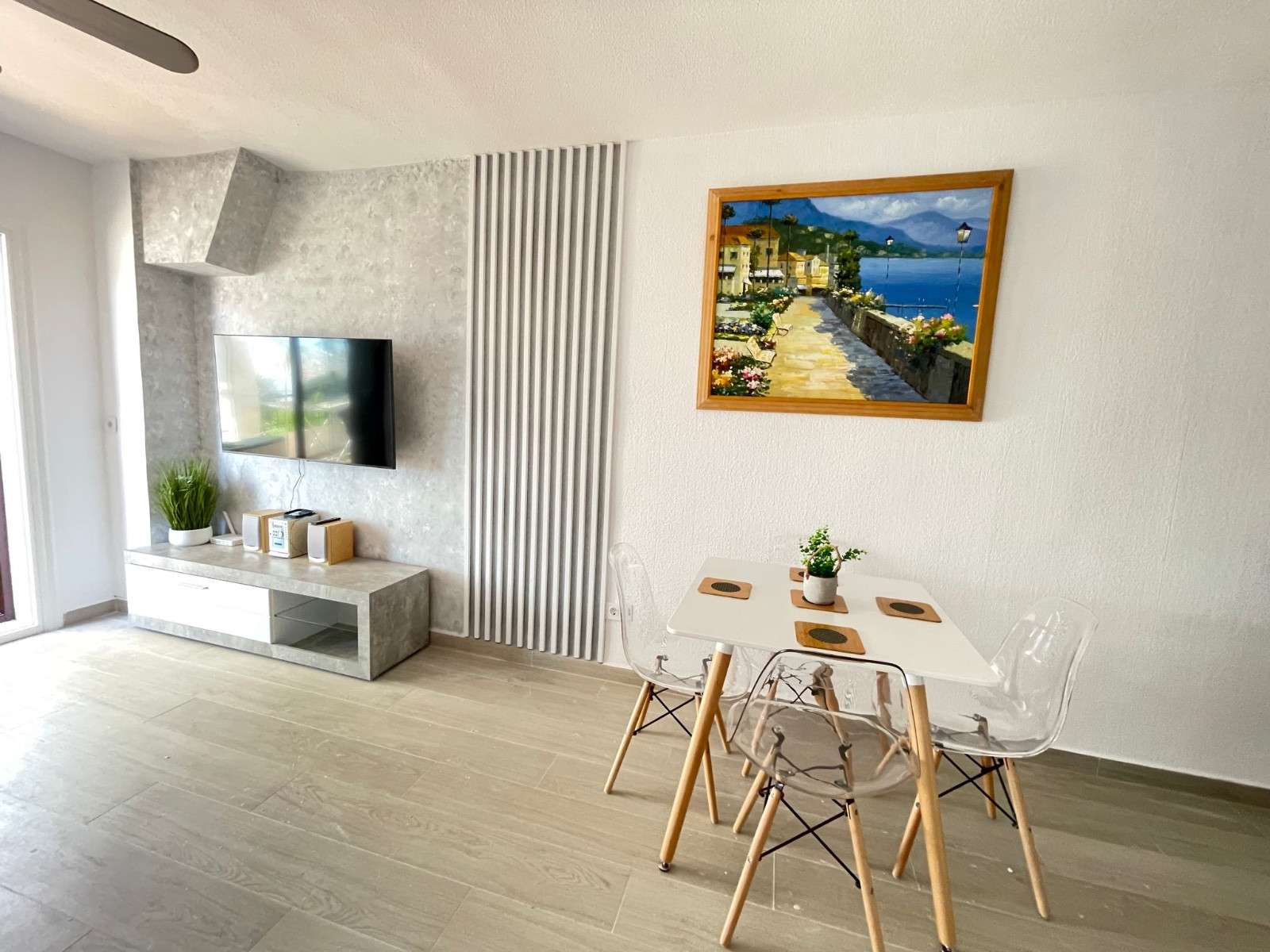 For sale - 2 Bedroom 1 Bathroom Apartment in Cabo Roig - Costa Blanca  - Alicante