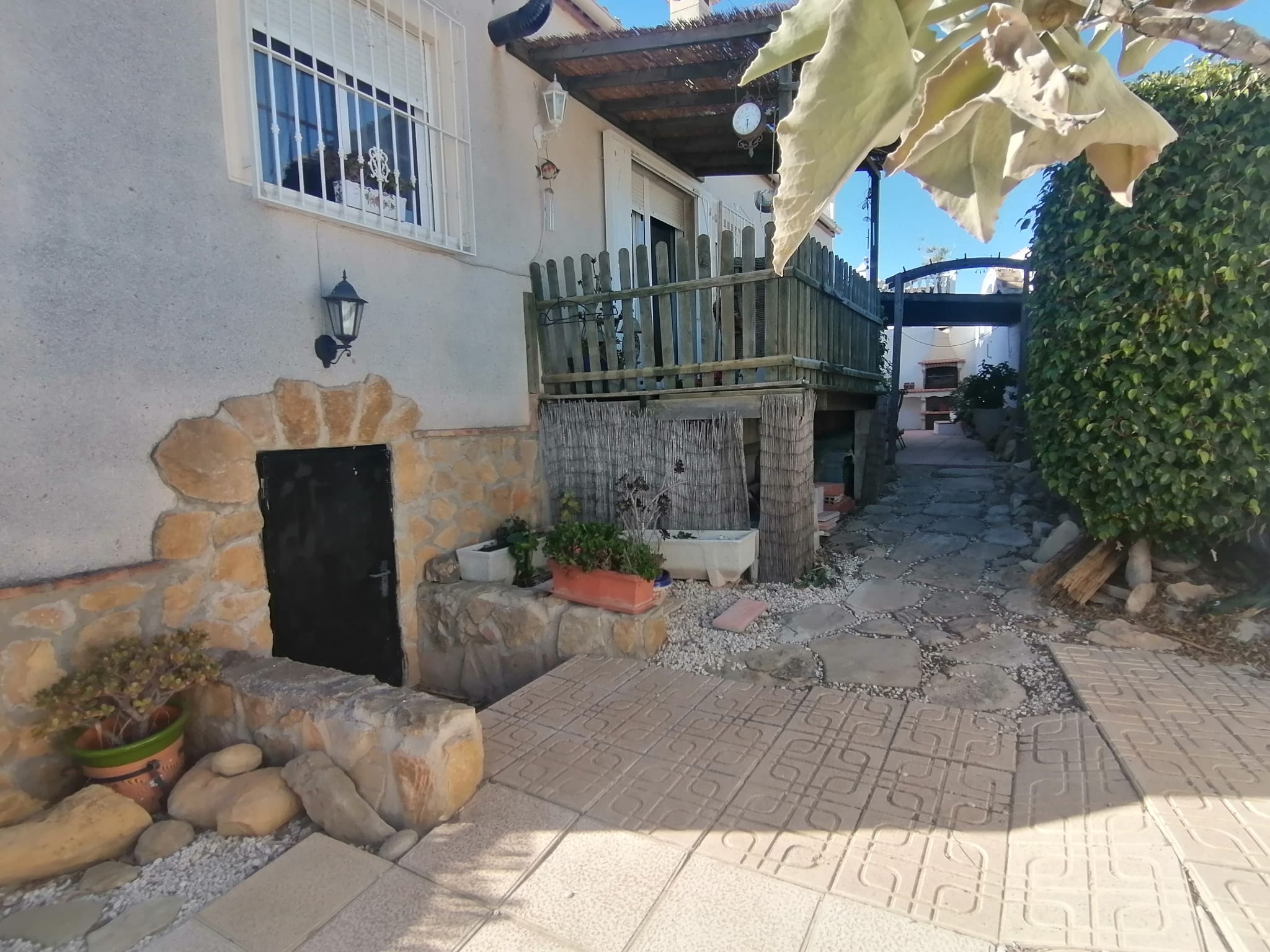 For sale - 3 Bedroom 3 Bathroom villa in San Miguel De Salinas -  - Alicante