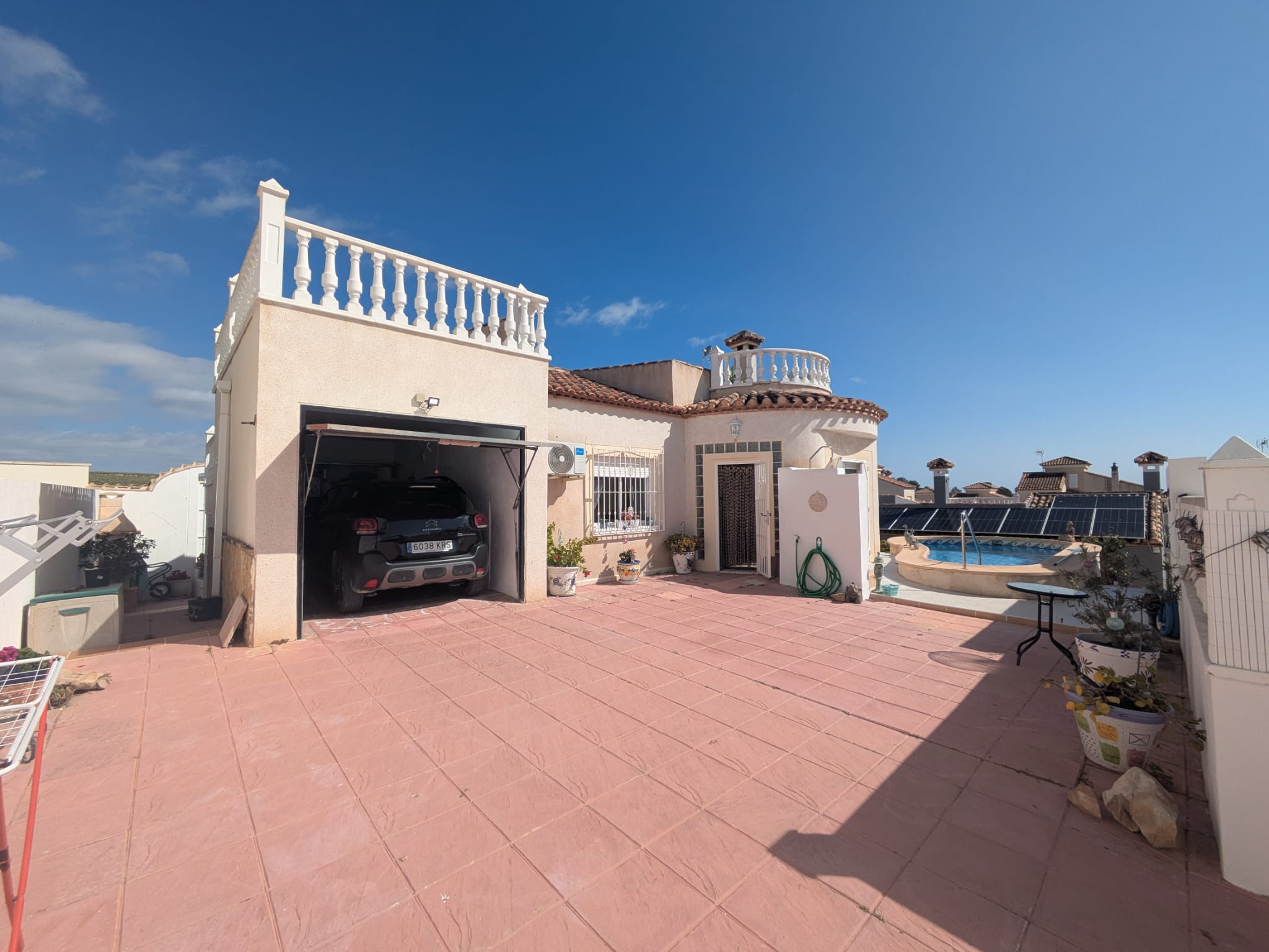 For sale - 3 Bedroom 3 Bathroom villa in San Miguel De Salinas -  - Alicante