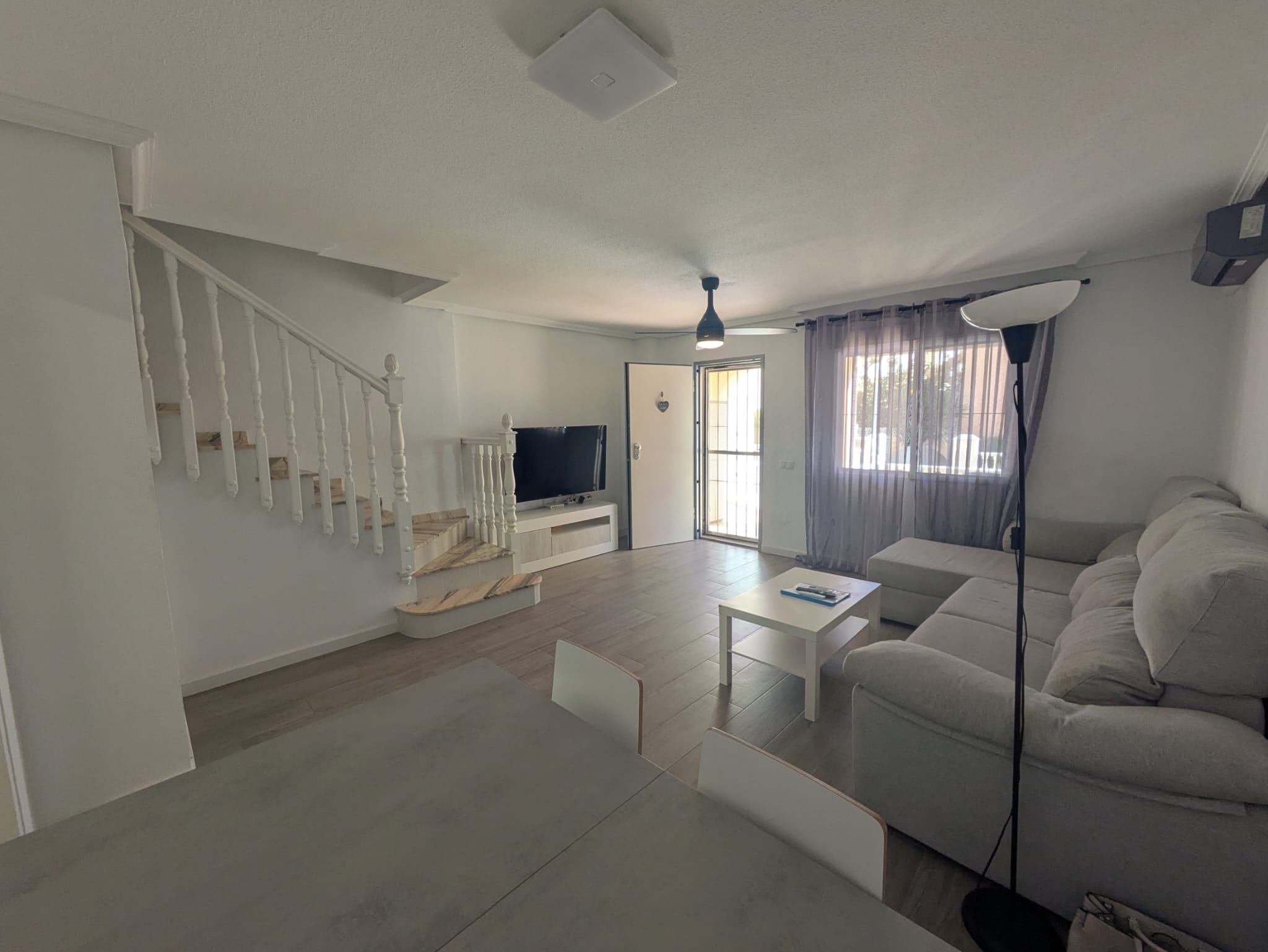 For sale - 3 Bedroom 1 Bathroom town house in Playa Flamenca -  - Alicante