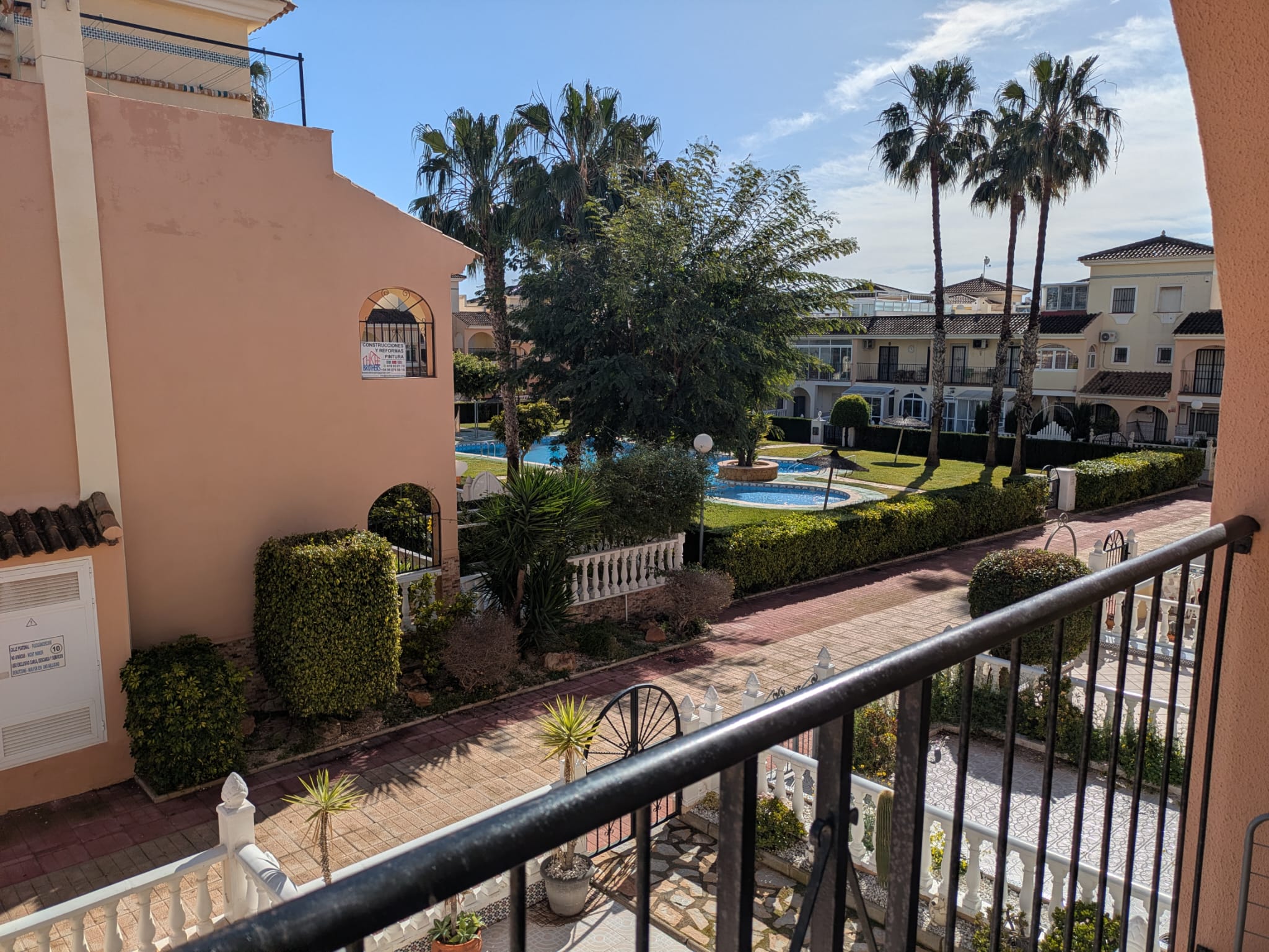 For sale - 3 Bedroom 1 Bathroom town house in Playa Flamenca -  - Alicante