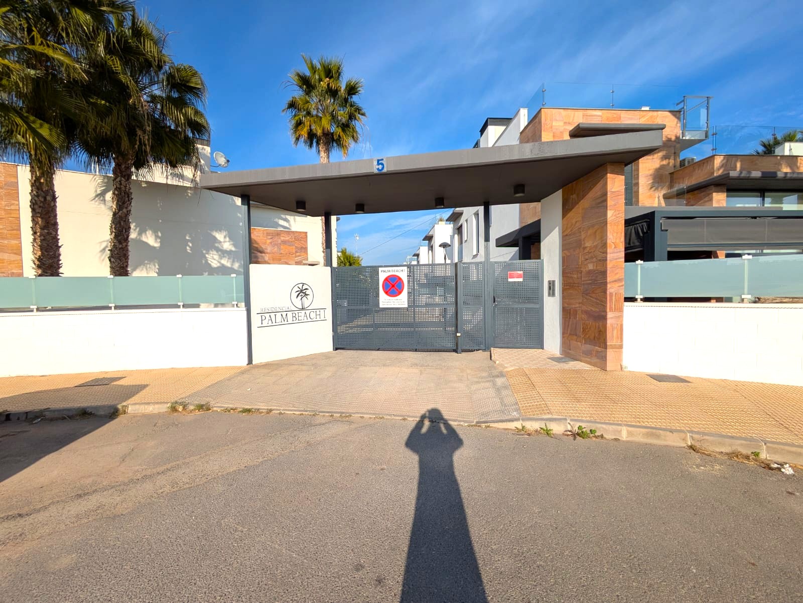 For sale - 3 Bedroom 2 Bathroom villa in Lomas De Cabo Roig -  - Alicante