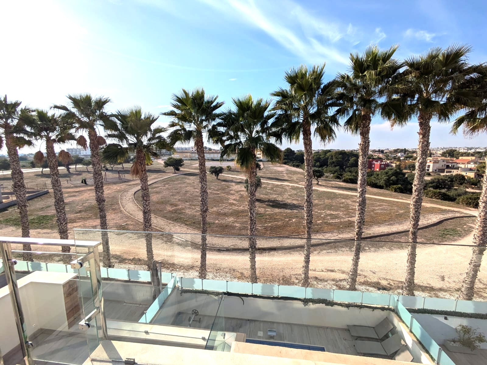 For sale - 3 Bedroom 2 Bathroom villa in Lomas De Cabo Roig -  - Alicante