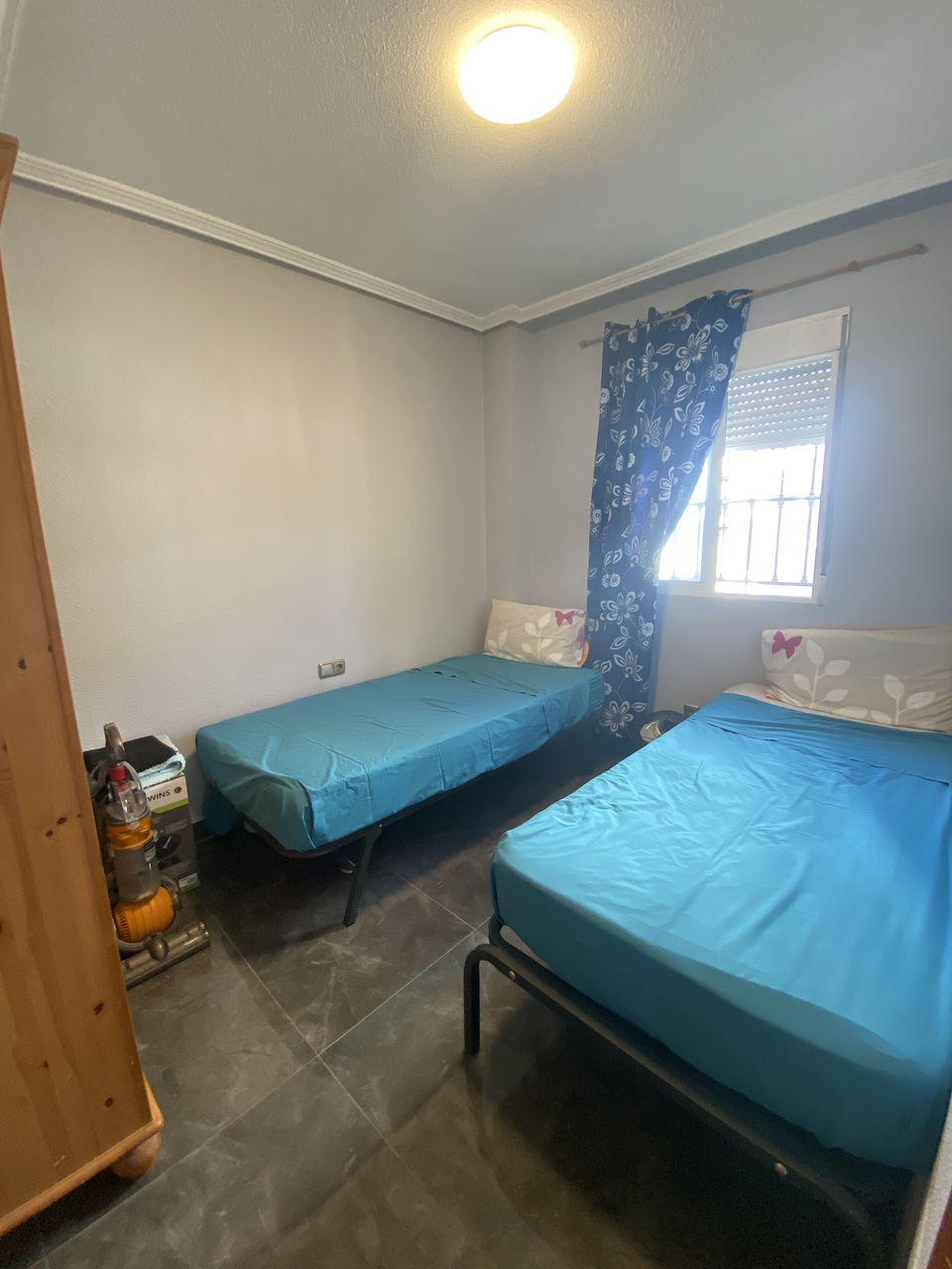 For sale - 5 Bedroom 3 Bathroom Villa in La Zenia - Costa Blanca  - Alicante