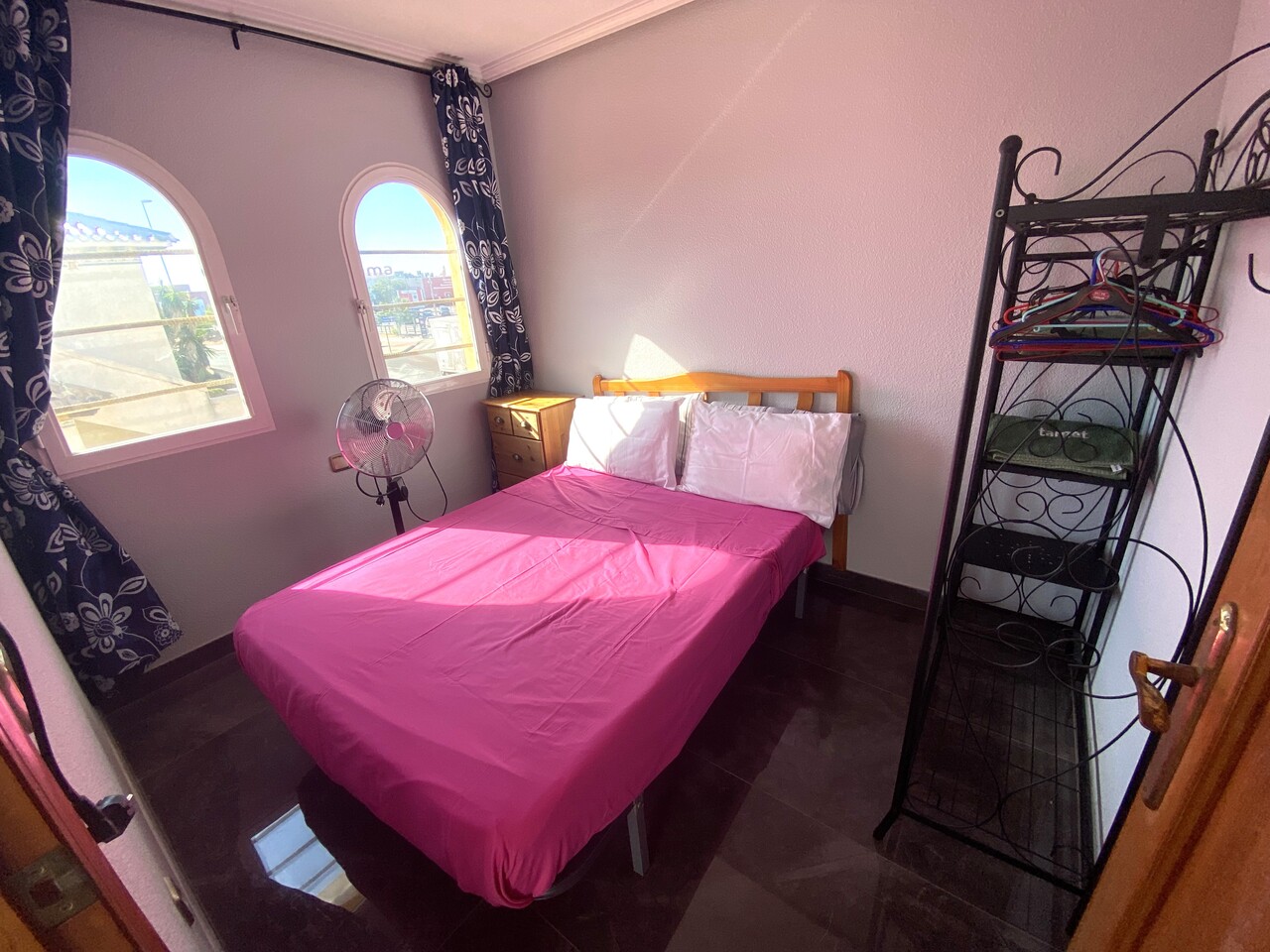 For sale - 5 Bedroom 3 Bathroom Villa in La Zenia - Costa Blanca  - Alicante