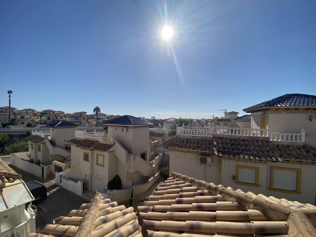 For sale - 5 Bedroom 3 Bathroom Villa in La Zenia - Costa Blanca  - Alicante