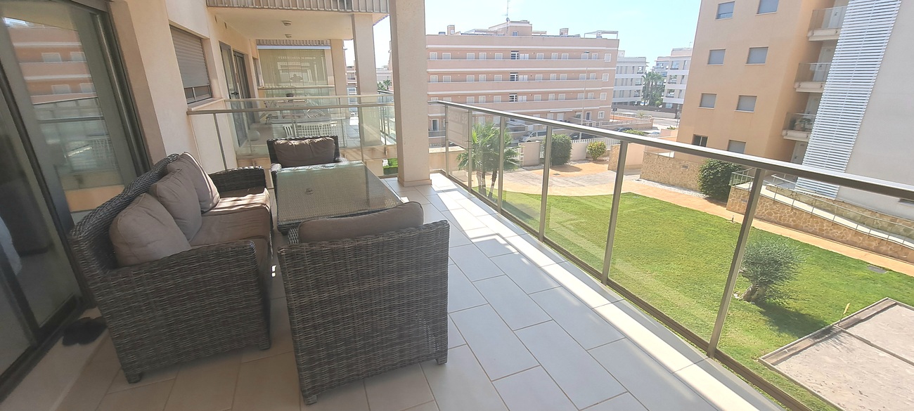 For sale - 2 Bedroom 2 Bathroom Apartment in Los Dolses - Villamartin  - Alicante