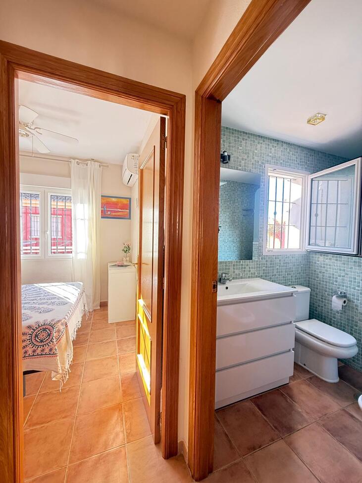 For sale - 4 Bedroom 2 Bathroom Semi Detached in Torre de La Horadada - Costa Blanca  - Alicante