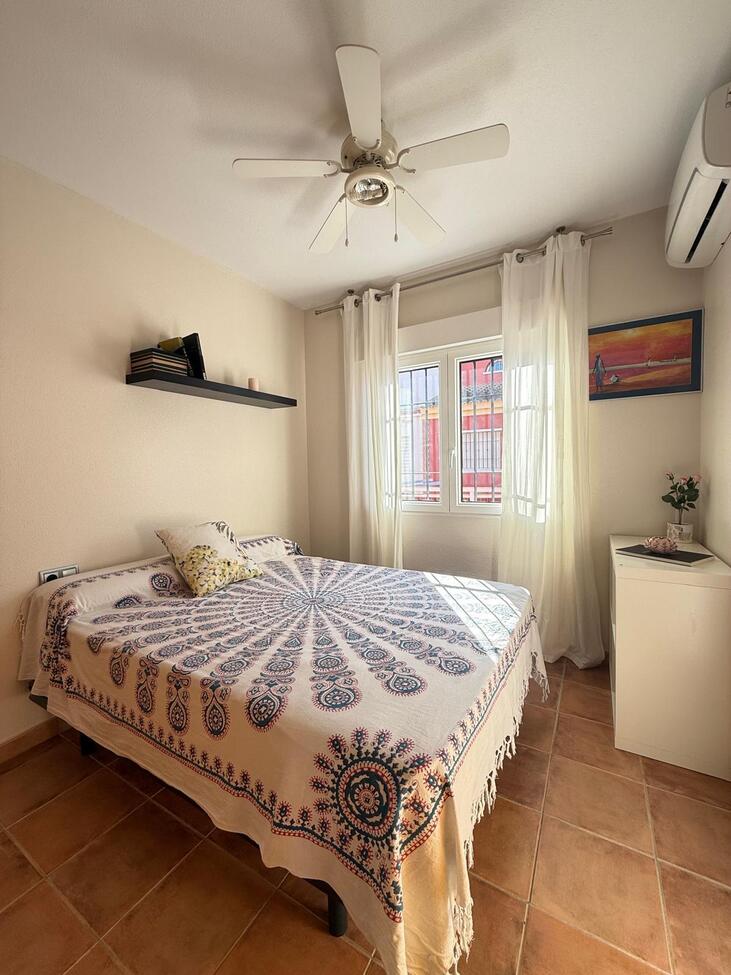 For sale - 4 Bedroom 2 Bathroom Semi Detached in Torre de La Horadada - Costa Blanca  - Alicante