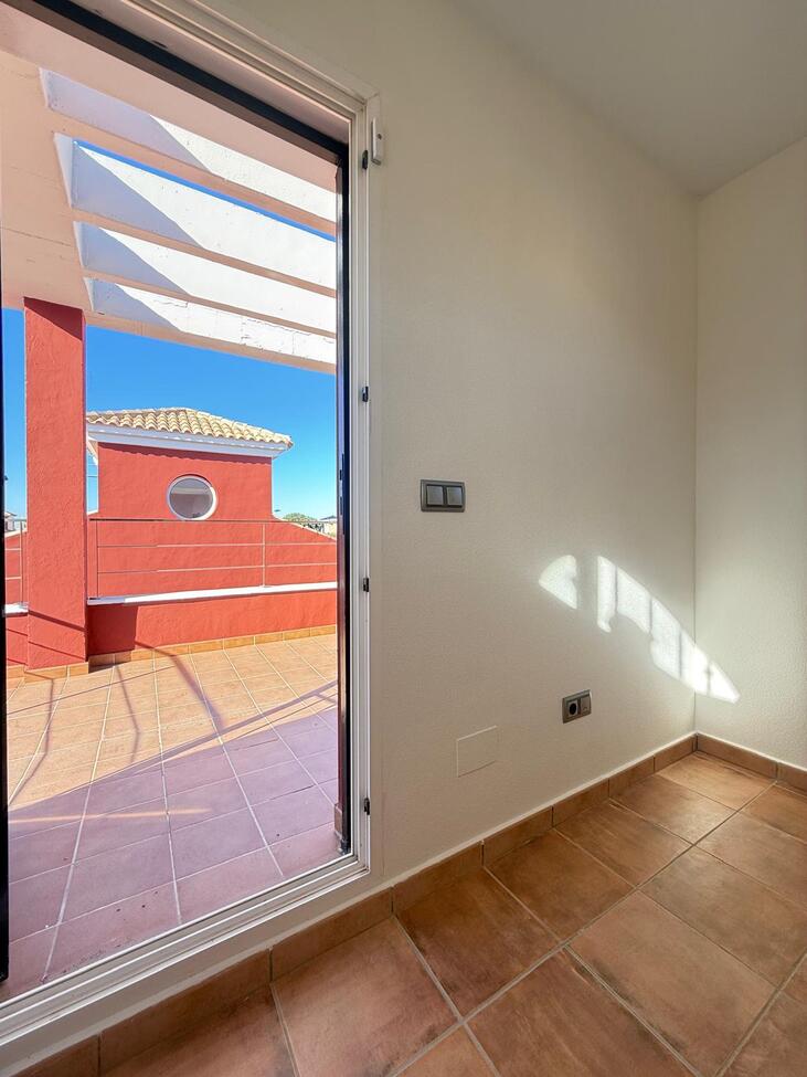 For sale - 4 Bedroom 2 Bathroom Semi Detached in Torre de La Horadada - Costa Blanca  - Alicante
