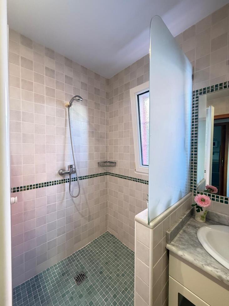 For sale - 4 Bedroom 2 Bathroom Semi Detached in Torre de La Horadada - Costa Blanca  - Alicante