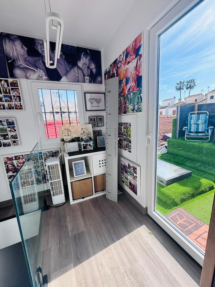 For sale - 4 Bedroom 2 Bathroom Town House in San Miguel de Salinas - Costa Blanca  - Alicante