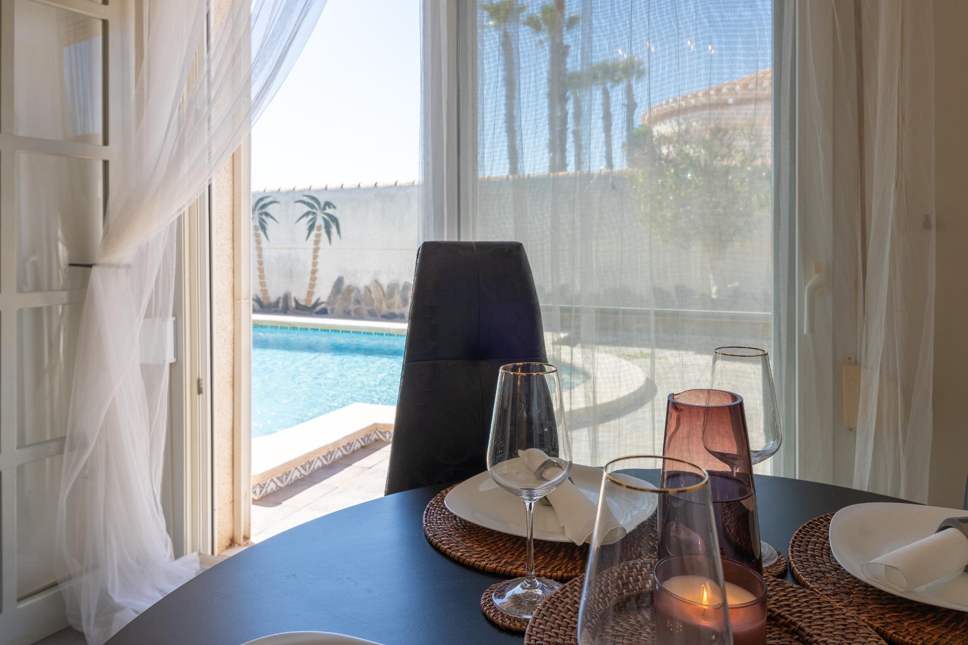 For sale - 3 Bedroom 3 Bathroom Villa in Playa Flamenca - Playa Flamenca  - Alicante