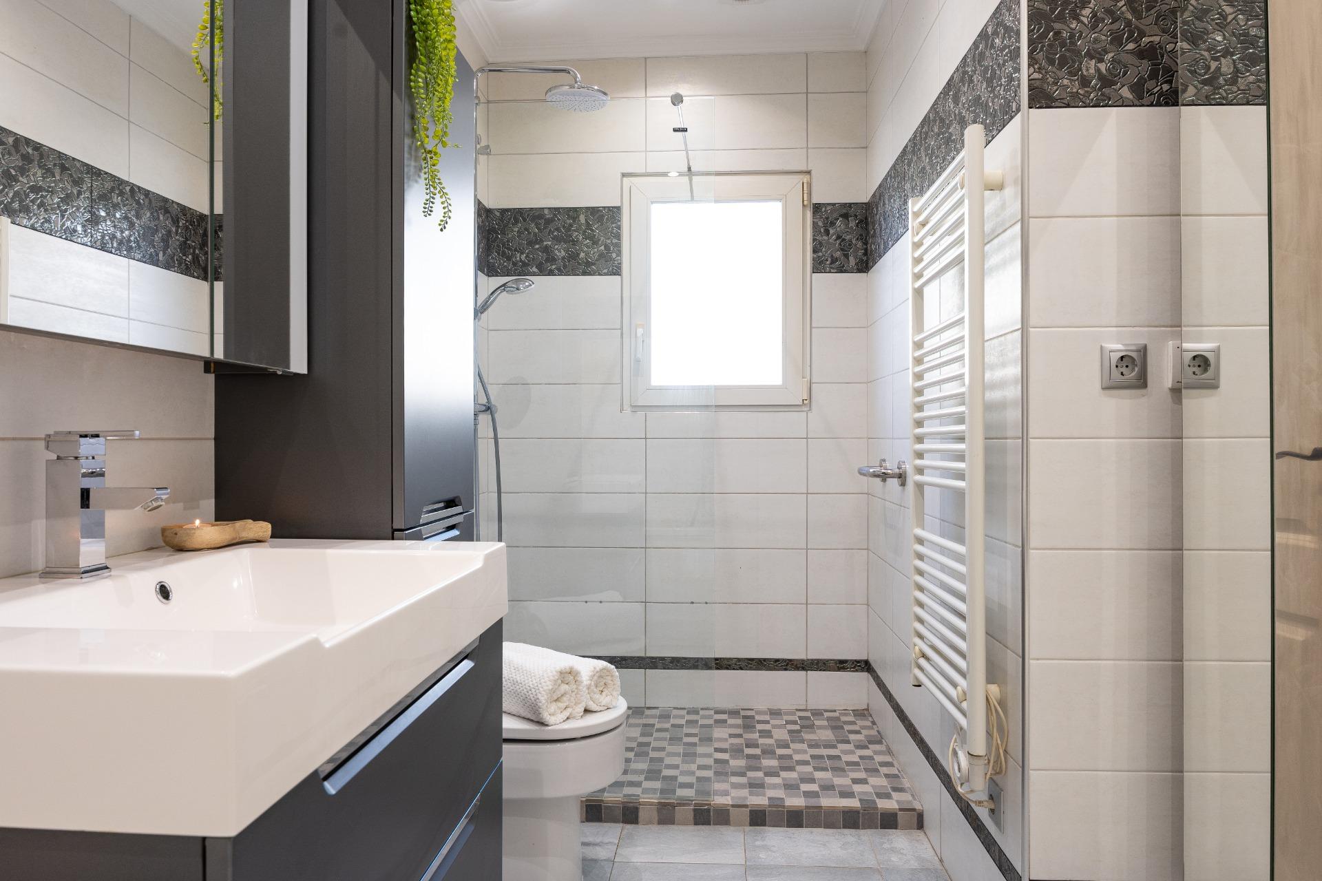 For sale - 3 Bedroom 3 Bathroom Villa in Playa Flamenca - Playa Flamenca  - Alicante