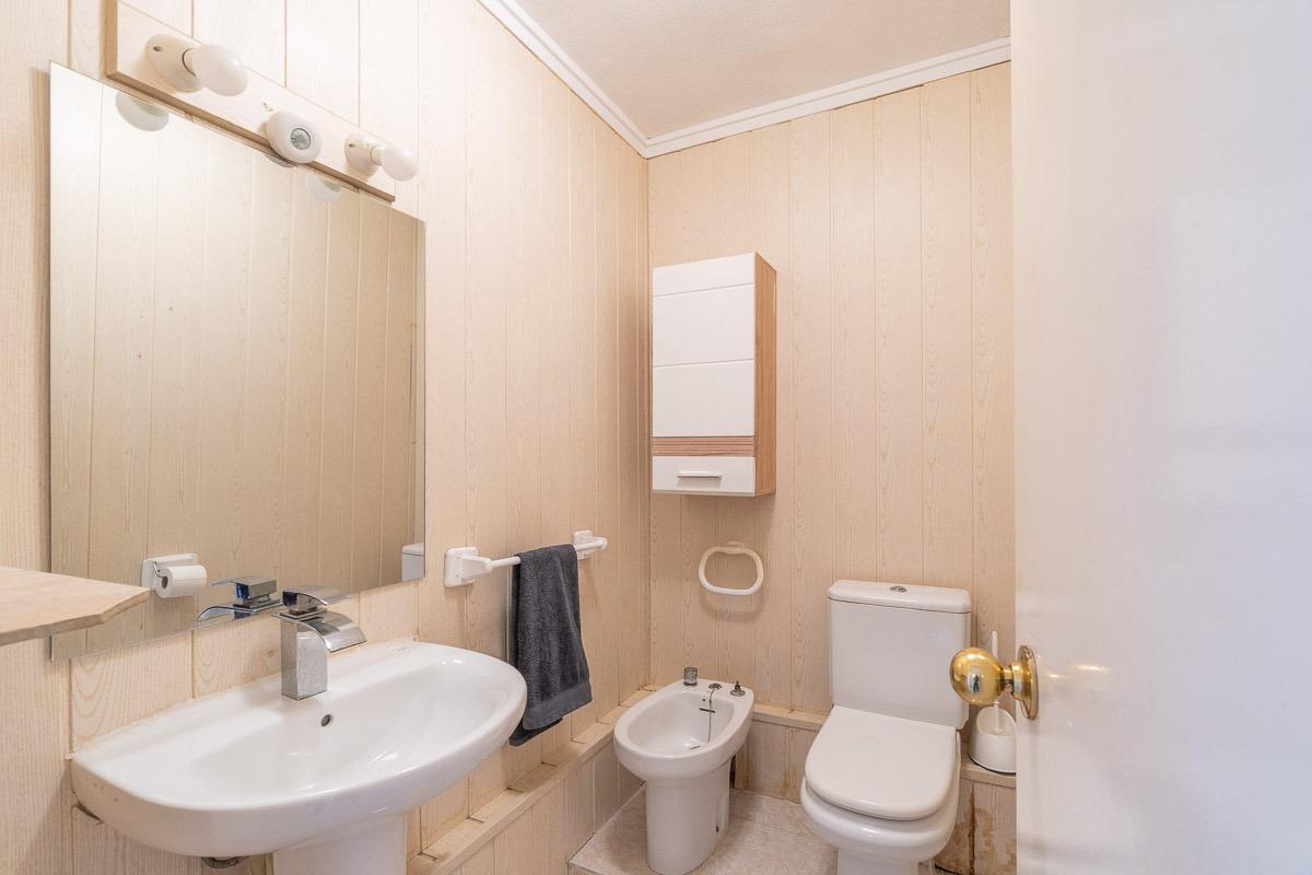 For sale - 2 Bedroom 2 Bathroom Flat in Torrevieja - Rocio del mar  - Alicante