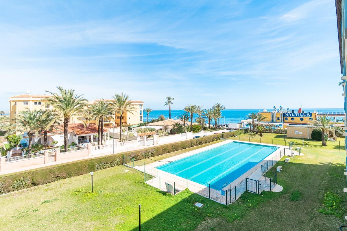 For sale - 2 Bedroom 2 Bathroom Flat in Torrevieja - Rocio del mar  - Alicante