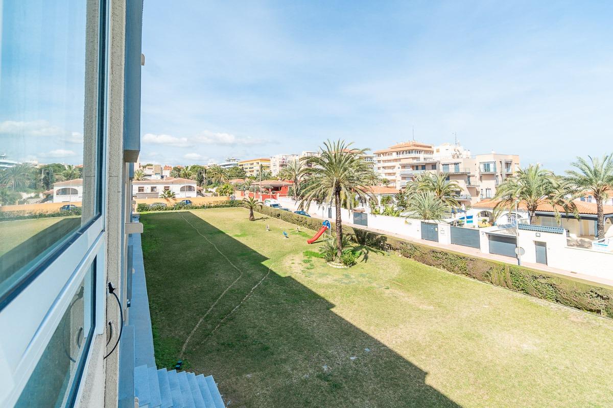 For sale - 2 Bedroom 2 Bathroom Flat in Torrevieja - Rocio del mar  - Alicante