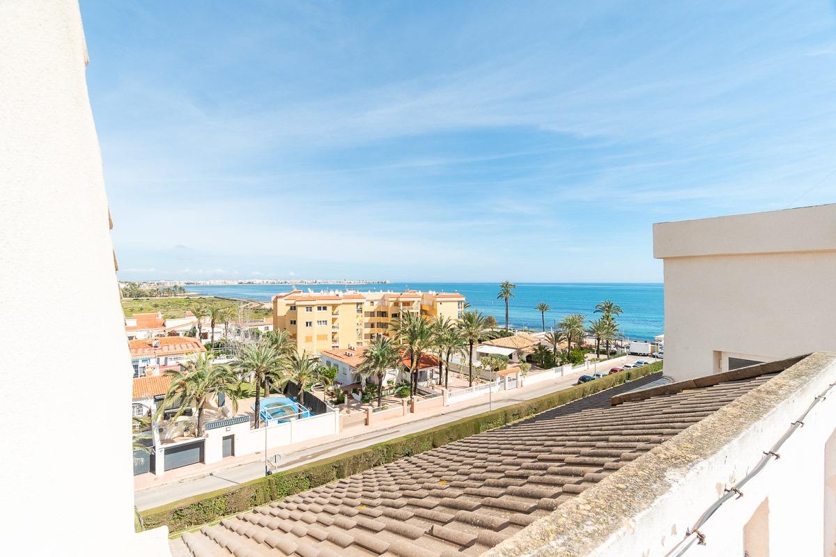 For sale - 2 Bedroom 2 Bathroom Flat in Torrevieja - Rocio del mar  - Alicante