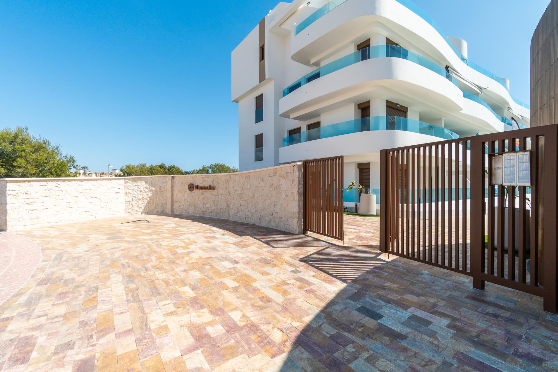 For sale - 3 Bedroom 2 Bathroom Apartment in Playa Flamenca - Playa Flamenca  - Alicante