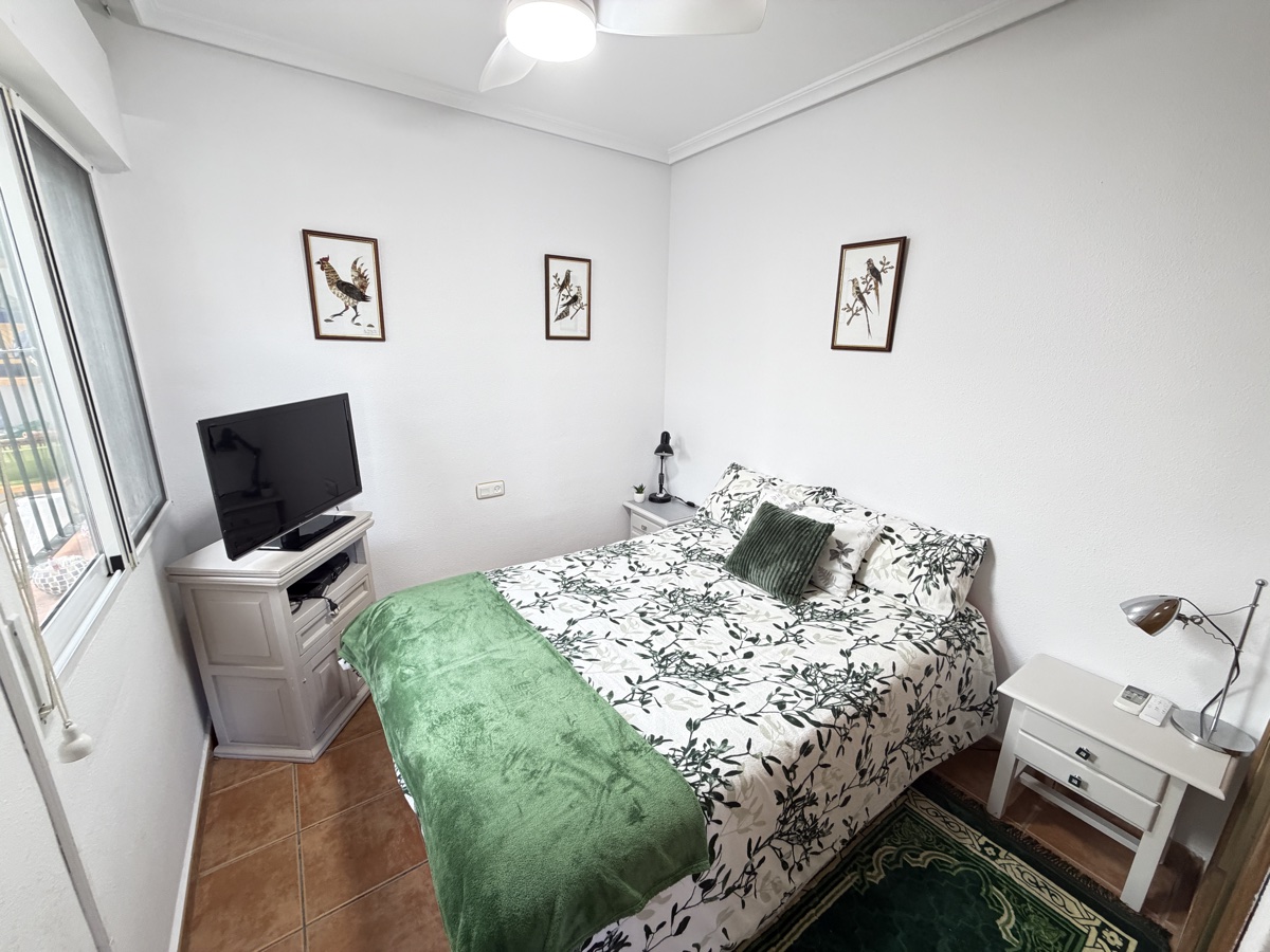 For sale - 4 Bedroom 2 Bathroom Bungalow in La Zenia - , La Zenia, Alicante, Spain - Alicante