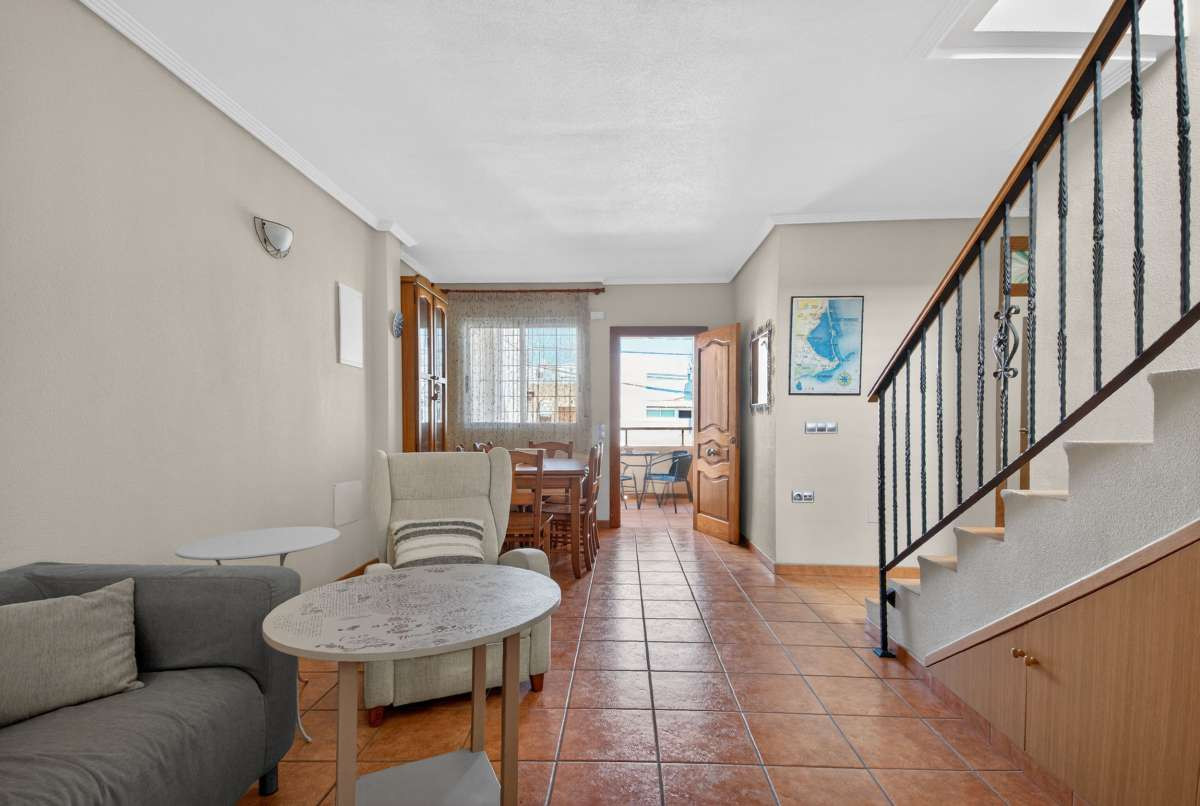 For sale - 5 Bedroom 2 Bathroom House - Detached Villa in San Pedro del Pinatar - Lo Pagan  - Murcia